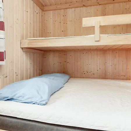 Cozy In *